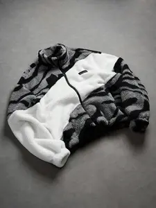 Men's streetwear style unisex leopard print and English lettering patchwork warm inner lining jacket, autumn/winter style
