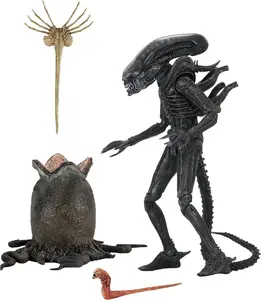 Alien - 7" Scale Action Figure - Ultimate 40th Anniversary Big Chap with Exclusive Accessories and Detailed Design