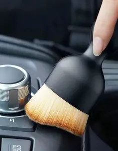 Nanofiber Brush For Gentle Car Cleaning