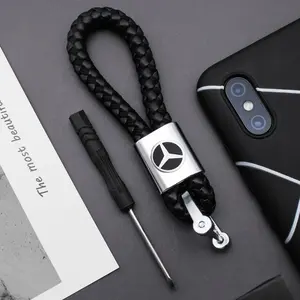 3D Metal Leather Car Logo Key Chain Braided Rope Keyring For Mercedes Benz AMG C200 C260 C300 W108 W124 W126 W140 W168 W169 W176