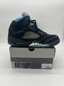 Jordan 5 Retro Black/University Blue