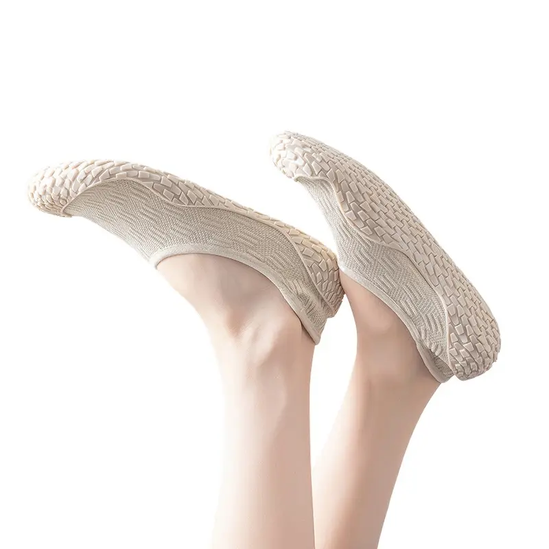 Indoor sneakers for silent yoga