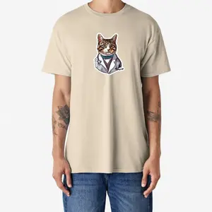 Doctor Cat T-Shirt – Funny Cat in Lab Coat Design for Veterinarians, Cat Lovers & Medical Pros