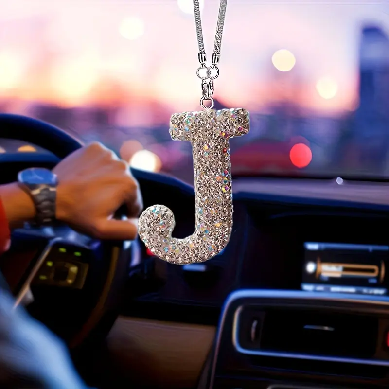 Rhinestone Letter Design Car Pendant, Sparkling Rhinestone Hanging Charm, Reflective Ornament, Durable Car Interior Accessories, Bling Car Accessories, Car Interior Decoration, Car ornaments, Car Decorations