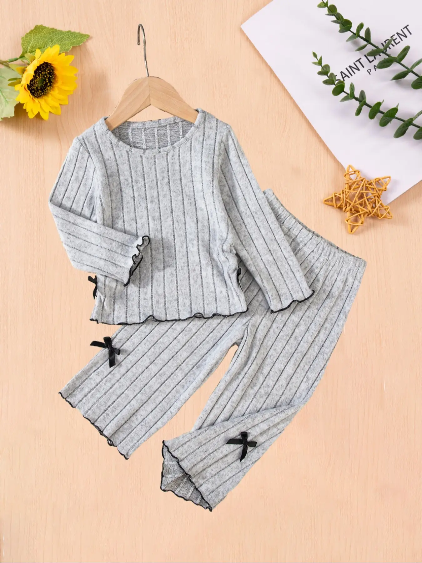 2pcs Autumn and winter Girls Knit Set Solid Color Casual Long Sleeve Top and Pants Cute Elegant Baby Girl Bow Crew Neck Pullover Wide Leg Pants Kids F