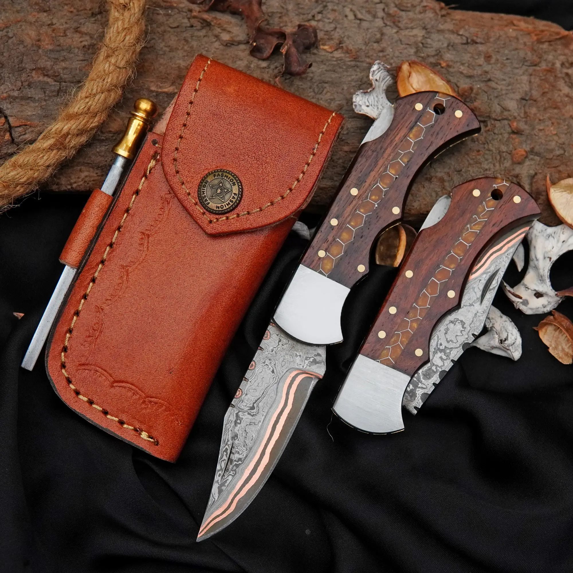 Handmade Copper Damascus Pocket Knife Rosewood Handle Folding Knife with Leather Sheath and Gift Box