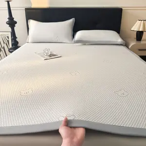 Cooling Mat Ice Silk Grass Mattress Cover Bed Sheet Two-In-One, Comfortable and Breathable Sleep Solution, Ideal for Hot Weather Use