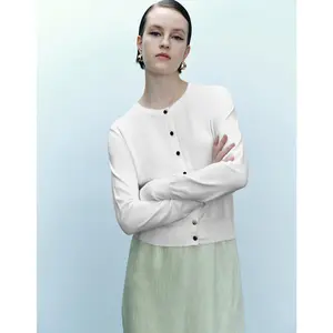 URBAN REVIVO Women's Basic Knitting Round Neck Long Sleeves Cardigan - 2026 Spring Fresh Thin, Pressed Button, Casual-Fit Knitwear Top
