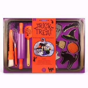 TRICK OR TREAT DELUXE HALLOWEEN COOKIE DECORATING SET