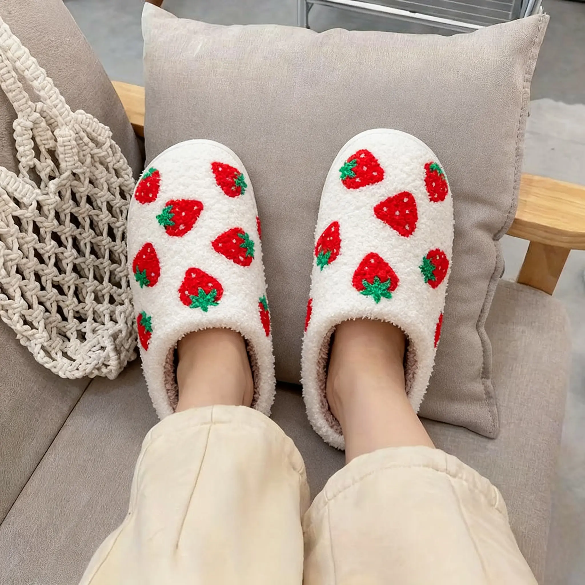 Cute And Comfortable Bedroom Slippers, Home Slippers, Plush Slippers, Indoor And Outdoor Slippers, Cute Strawberry Slippers, Strawberry Slippers, Best Winter Gift for Beloved Women, Women Shoes