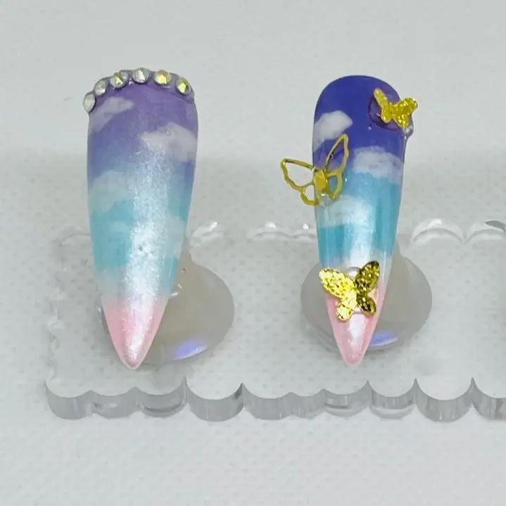 Daydream - Set of 24 Press-on nails