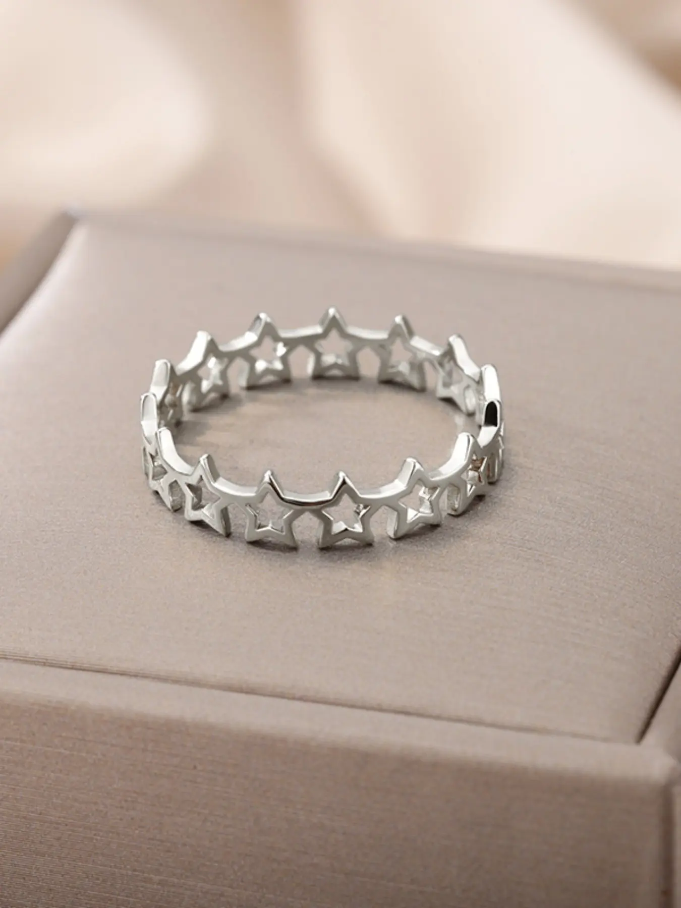 Stainless Steel Star Ring, Durable & Elegant Design, Perfect Fashion Accessory for All Occasions, Long-Lasting Shine, Elegant Exaggerated Ring, Stainless Steel Rings, Fashionable Jewelry