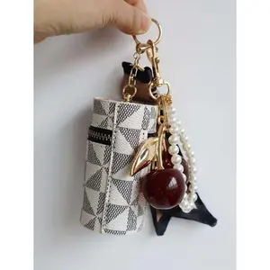 2pcs (1pc Cherry Key Chain+1pc Mini Lipstick Bag)1pc Chic Cherry Keychain With Sparkling Resin Pendant - Alloy, Customizable C-Hook Closure For Women's Wallets & Bags ,Ideal Gift For Family, Friends, And Couples Valentine's Day Gift Mini Retro Coin Purse