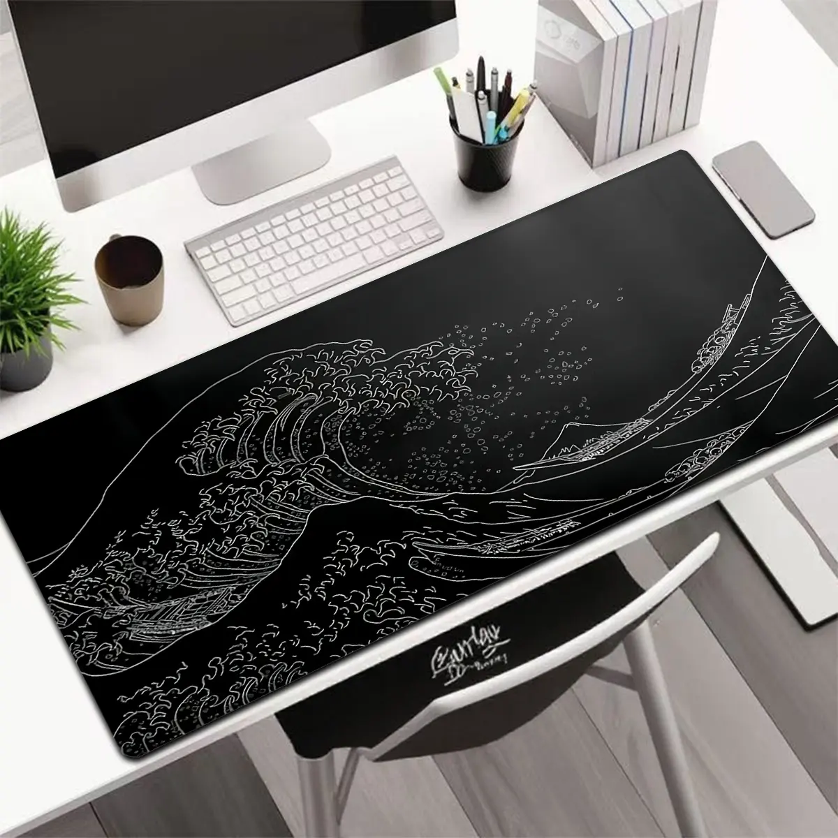 1pc Japanese-style Ukiyo-e wave mouse pad, oversized rubber keyboard pad, non-slip rubber base stitched edges, computer office game mouse pad, portable desktop accessories, suitable for office, home, study and games mat bath