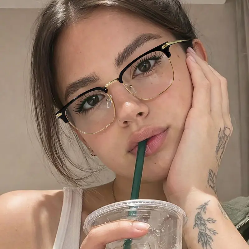 Unisex Metal Frame Glasses, Minimalist Eyeglasses, Trendy Casual Eyeglasses, Fashionable Frames Glasses, Korean Style Minimalist Design, Round Face Complement, Versatile for Work, School, Travel, All Occasions