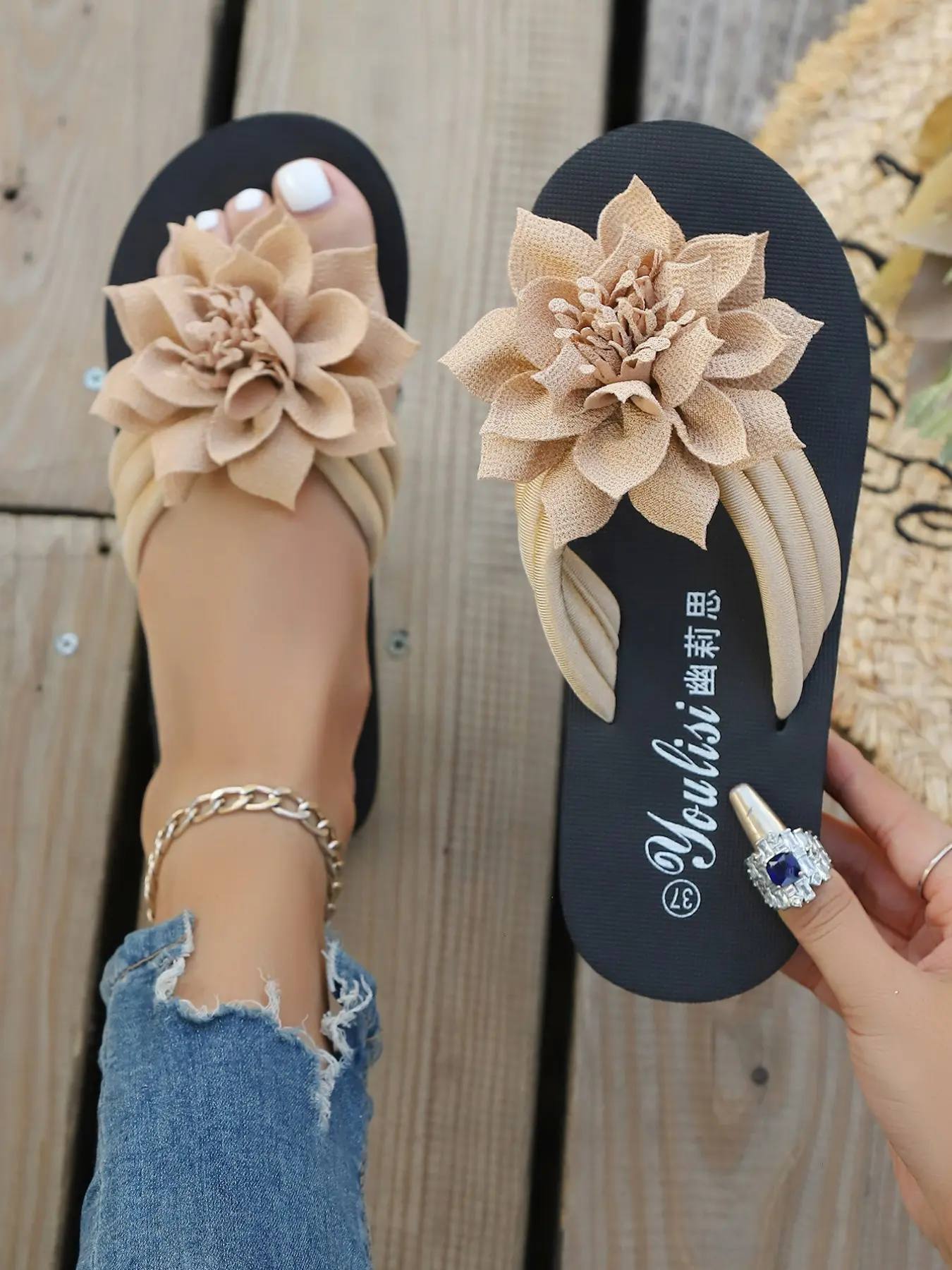 Women's Plus Size Floral Daily Wear Sandals, Unisex Split-Toe Flip Flops, Summer New Arrival, Floral Pattern Sandals, Boho Sandals, Comfortable Flat Shoes for Couples