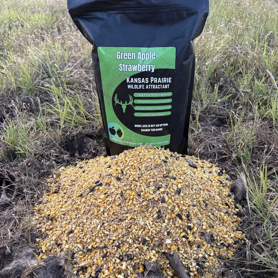 Green apple strawberry attractant