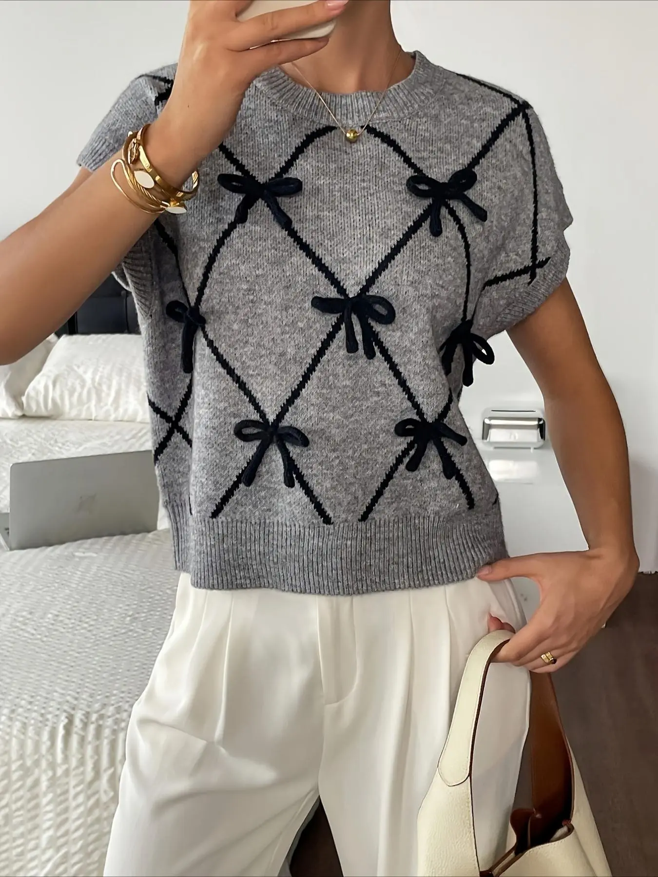 Women's Y2K Fashion Knit Top, Sleeveless Round Neck, Bow Decoration, Casual Spring & Fall Wear, Polar Fleece Material, Knitwear, Womenswear
