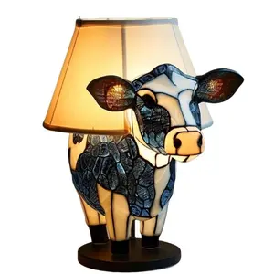 Cow Desktop Lamp Ornament, Animal Light Decorative Design, Home Garden Table Decoration, USB Plug-In, Stylish Indoor Accent Piece
