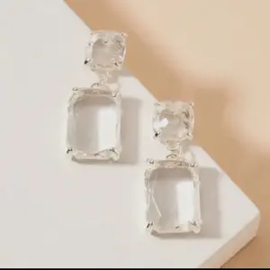Earrings Crystal Dangle Silver/Clear or Gold/Clear