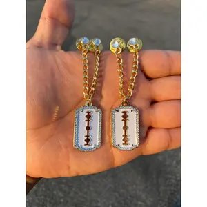 White Blade Chain