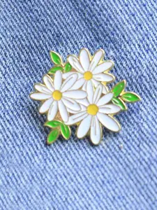 Daisy Flower Design Brooch, Fashionable Flower Design Brooch for Women & Men, Enamel Pin Suitable for Backpacks, Jeans, Scarves, Hats Decoration, Clip, Fashion Accessory