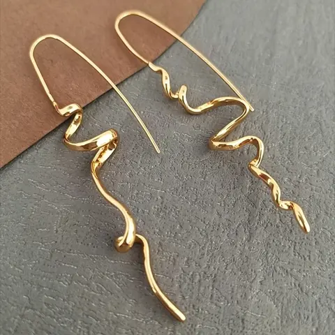 French Style Asymmetrical Earrings for Women Fashionable Metal Design, Trendy Versatile Statement Jewelry, All-Season Casual Accessory, Summer Earrings