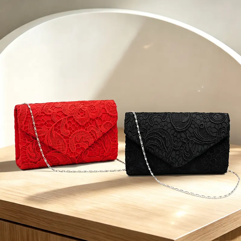 Elegant Embroidered Evening Clutch for Women – Exquisite Chain Clutch, Stylish Party Bag, Trendy Shoulder Clutch, Beautifully Embellished Clutch