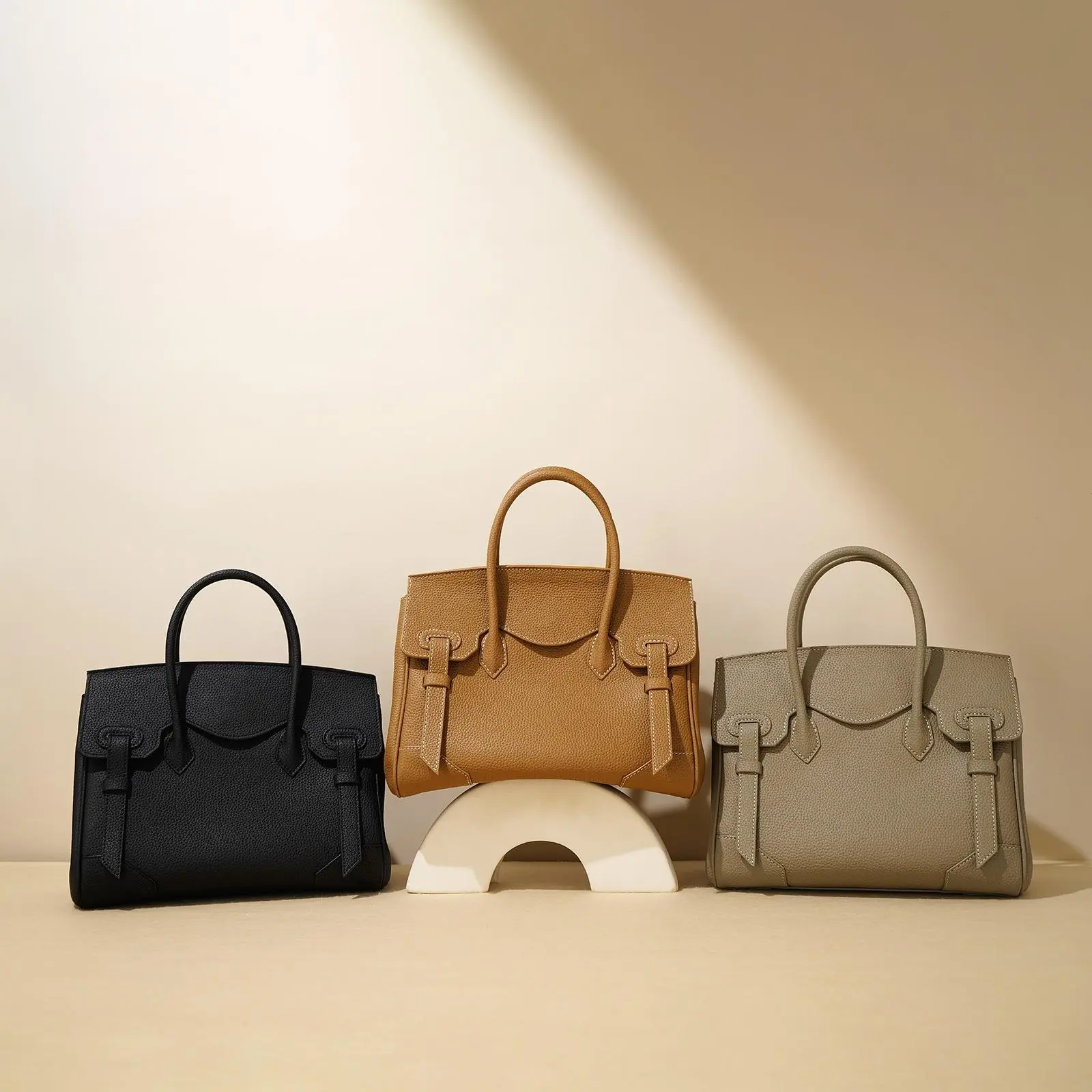 2026 New Grainé Élégance Bag – Dark Color Textured Design, Two Handles, Versatile Everyday Style, Genuine Grained Leather Handbag with Detachable Strap, Capacious glam holic lifestyle