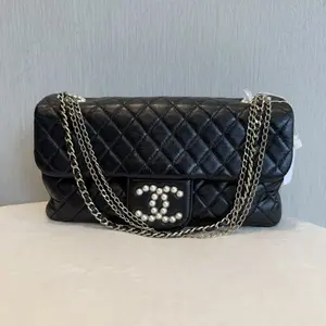 Pre-owned CHANEL Black Quilted Lambskin Pearl CC Classic Double Flap Bag