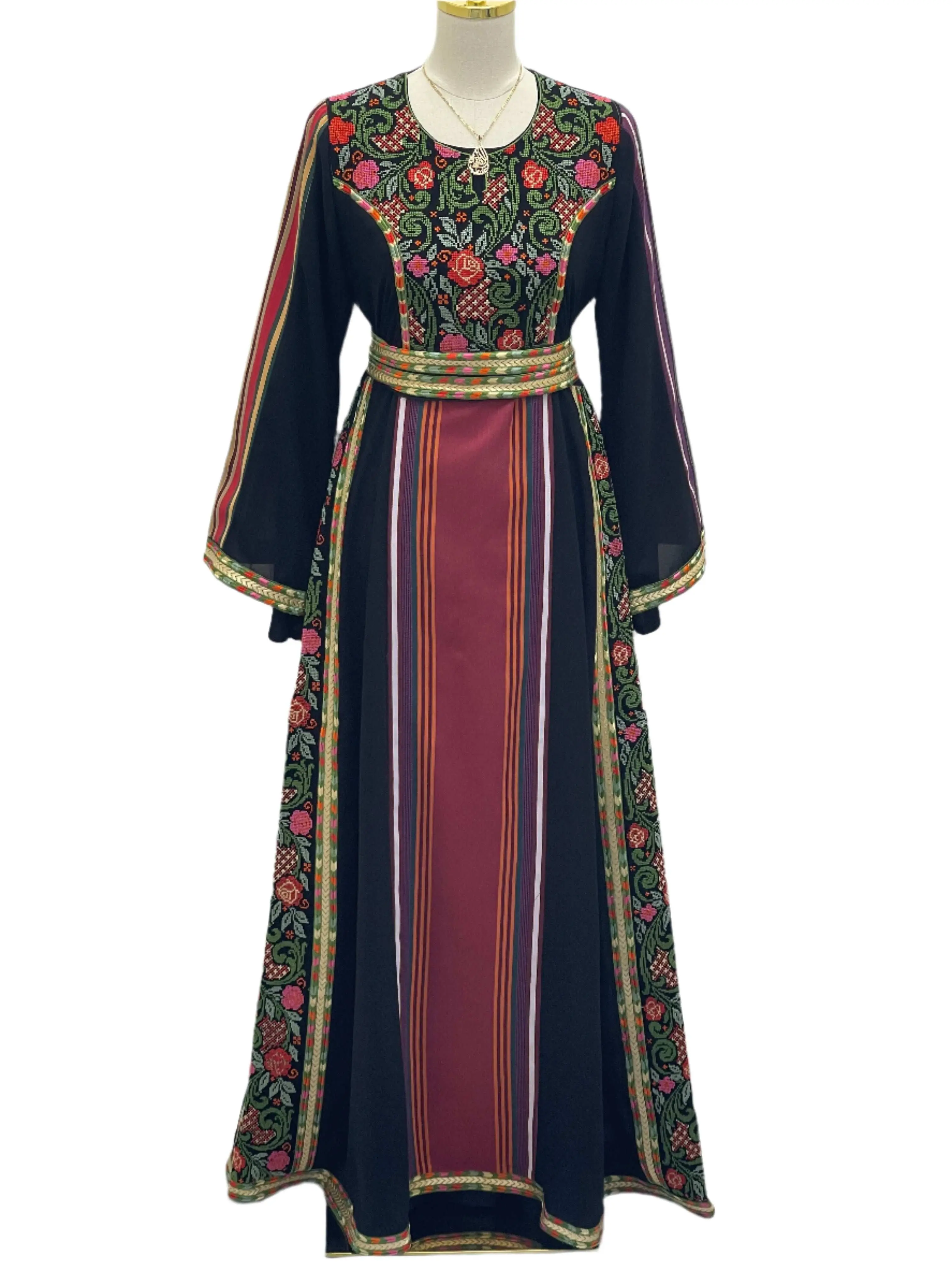 Haya Embroidered Majdalawe Dress Thoub in Modest Fashion