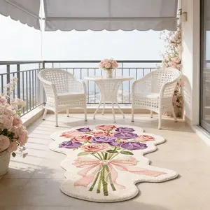 Romantic Rose Shape Rug, Nordic Style Creative Irregular Bedroom Carpet, Soft Comfortable Easy Maintenance Home Decor Mat for Living Room Balcony Bathroom