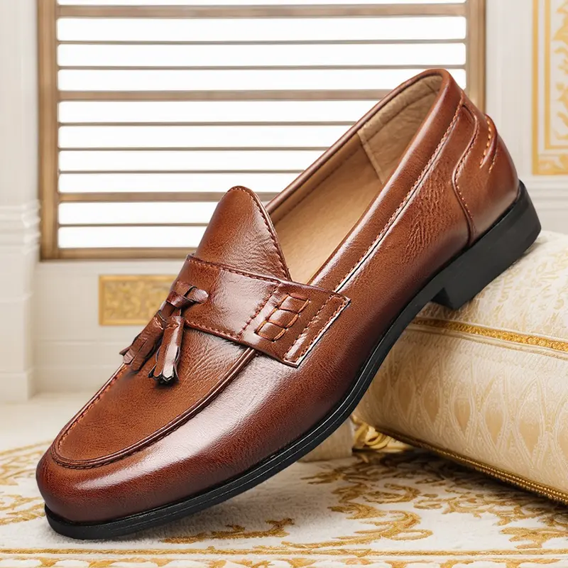 Men's British style formal shoes, versatile business casual shoes Korean style fashionable tassel loafers, business wedding office shoes, elegant casual shoes 8691