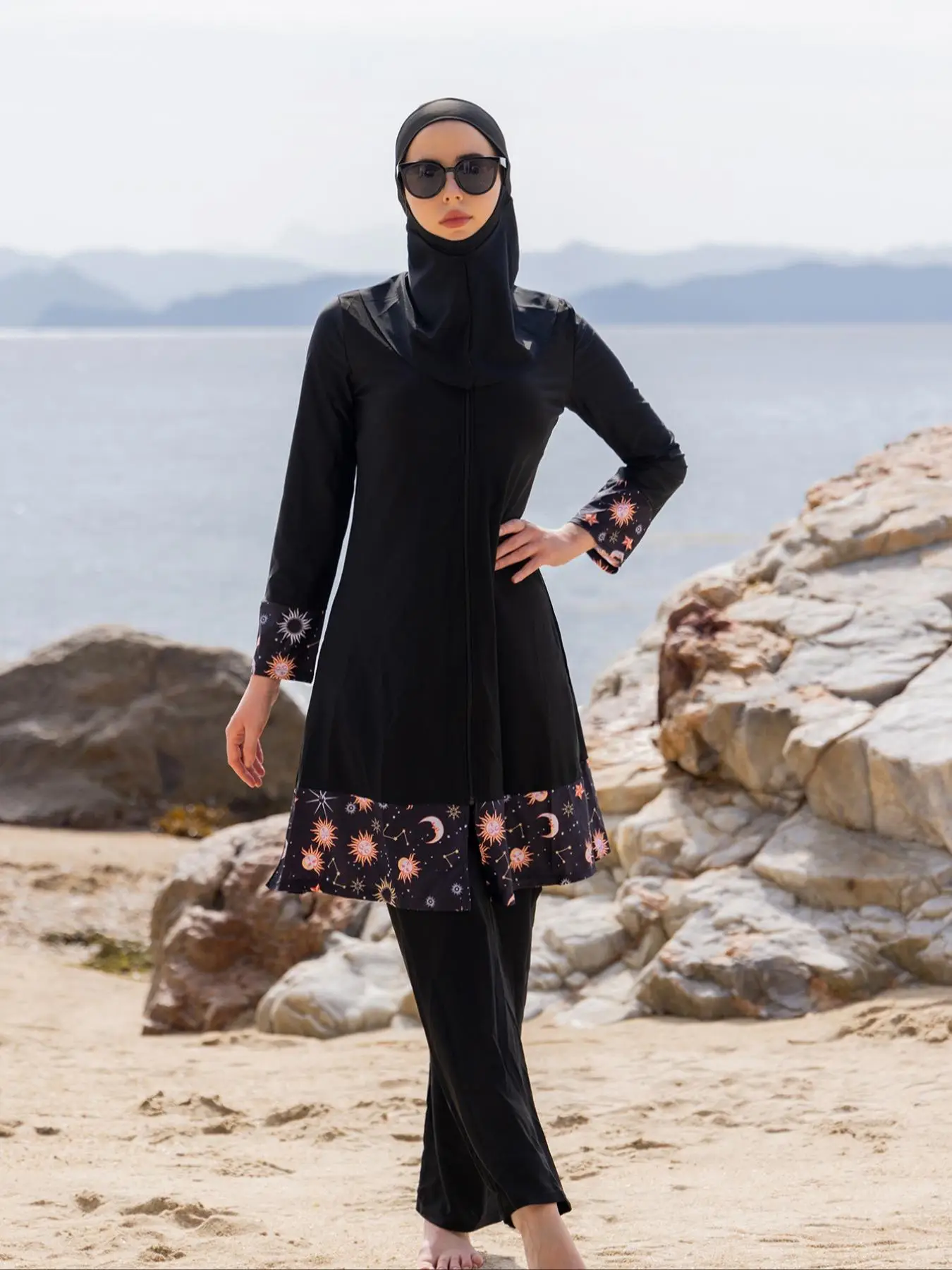 Women's Patchwork Long Sleeve Zip Up Abaya & Hijab & Pants Islamic Swimwear Set, High Stretch Modest Casual Sun Protection Swimsuit Set for Beach Holi