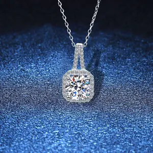 [Sugar Cube Set] 925 silver 1ct Square diamond pendant necklace, moissanite  pendant princess style high-end party shiny women's style,birthday gift J004D