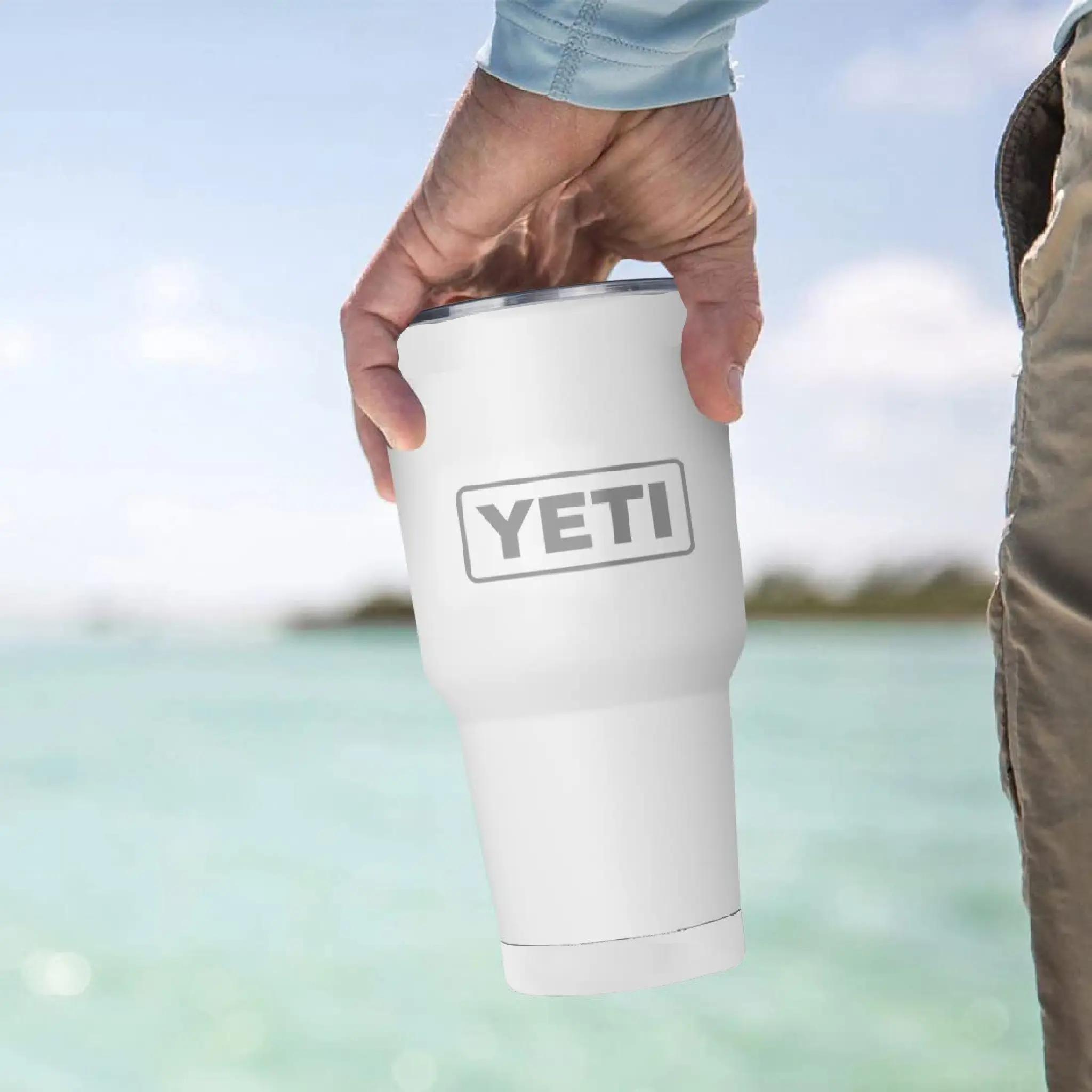 YETI Rambler 30 oz Stainless Steel Vacuum Insulated Tumbler wMagSlider Lid