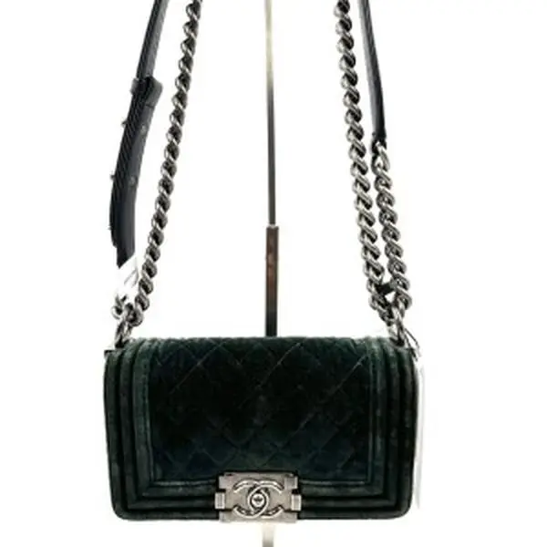 Pre-owned CHANEL As Shown Crossbody Bags 0841 Mini Boy Flap Shoulder Bag Dark Green Velvet SHW 26.01.13