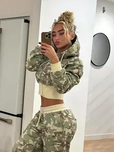 Women's Camo Print Zip Up Hoodie Jacket, Casual Long Sleeve Hooded Sweatshirt for Spring & Fall, Ladies Clothes for Daily Wear