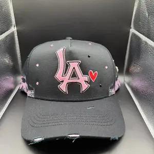 31 Hats XOXO DISPONIBLE