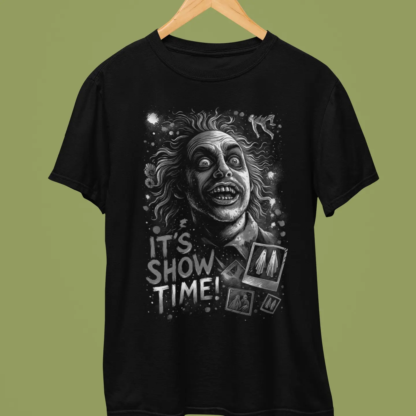 Gildan Men's Black Short Sleeve Round Neck Tshirt, Cotton Beetlejuice Graphic Tee for Movie Fans, Halloween, Top, All Seasons, Casual, Crew Neck, Movie Enthusiasts, Shortsleeve, Menswear, Spooky, T-Shirt, Movie Theme