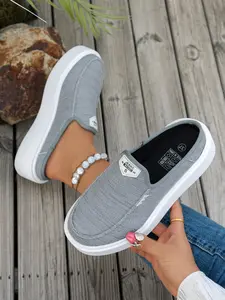 2026 Women’s new styles: brown, black, gray, green. pink, leopard print. colorful. milk-colored. black and white. thick-soled mules. large size, comfortable, casual, slip-on design. suitable for school/vacation.