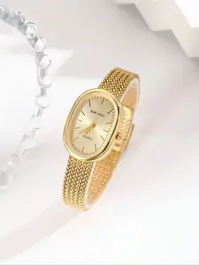 Ladies Vintage Oval Quartz Watch with Elegant Small Dial, Stylish Design with Band, Perfect for All Seasons, Modern Fashionable Wristwatch