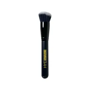 Stipple & Blend Foundation Brush