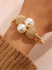 Vintage Faux Pearl Decorated Cuff Bangle, Hand Chain, Fashion Jewelry for Party, Daily Clothing Decor, Trendy All-match & Exquisite Jewelry for Birthday Gift, Trendy Jewellery Accessories, Fashionable Bangle