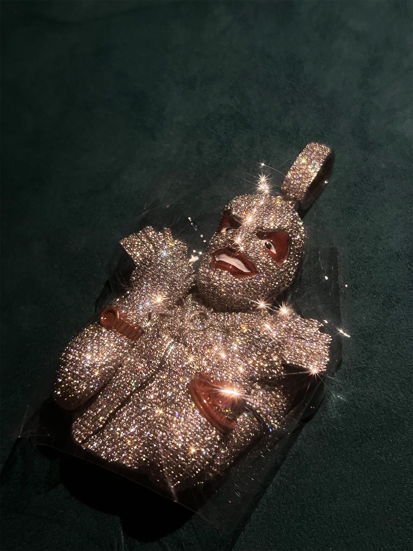 Diamond Hip Hop Pendant Exquisite Jewelry Ice Feeling Luxury Diamond Thief Beauty Man Faced with Iced Outer Pendant Hip Hop Pendant Completely Iced Rap Singer Charm, Gift for Boyfriend, Personalized Customized Pendant