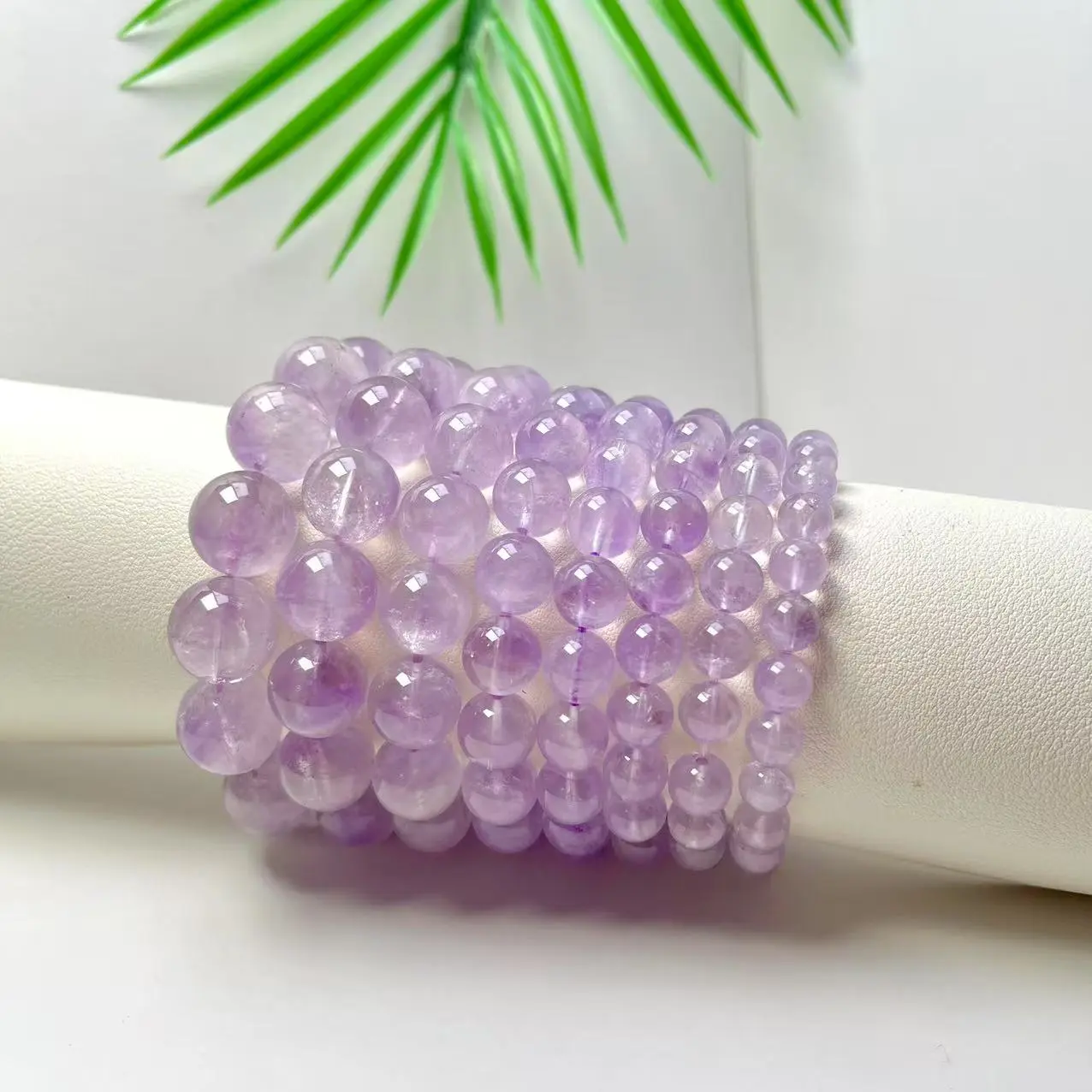 Women's Natural Milky Cream Lavender Amethyst Gemstone Bracelet - Soft Dreamy Purple Healing Crystal Beads Jewelry for Everyday Wear