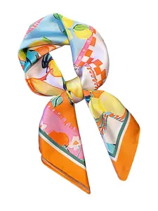 Elegant 27.6 Inch Square Scarf with Lightweight Fabric, Casual Soft Scarf, Fruit Print, Charming Print, Fashion Design, Easy Wear for Daily Wear, Perfect Accessory to Enhance Your Style