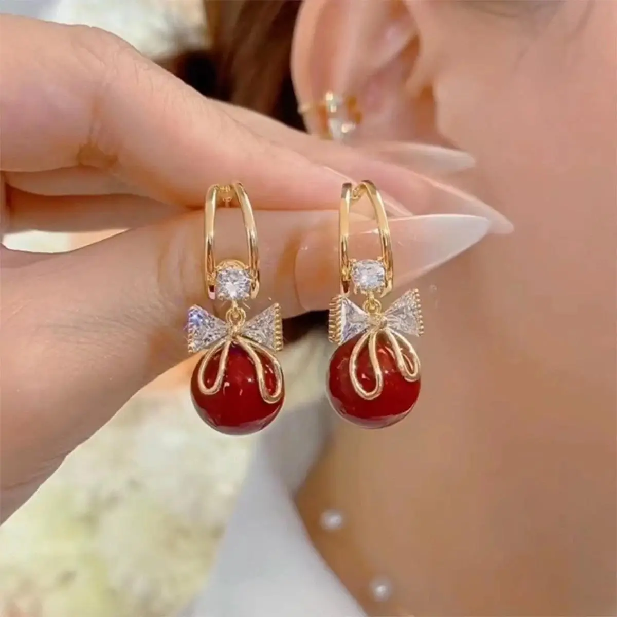 Women's Electroplated Zinc Alloy Wine Red Heart-shaped Earrings, 2-Piece Party Wear Holiday Gift Accessory-8833