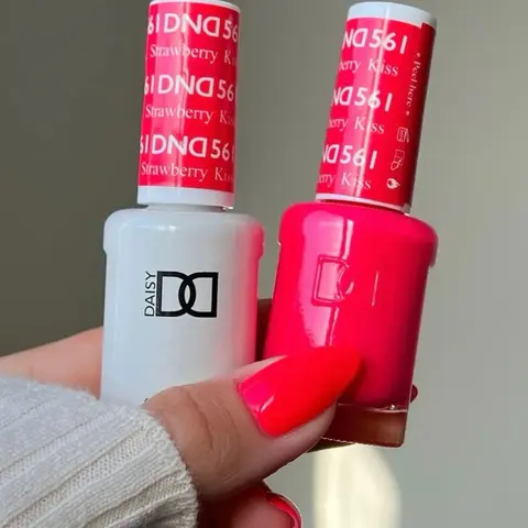 DND 561 STRAWBERRY KISS Gel and Lacquer Duo nail care nail art color