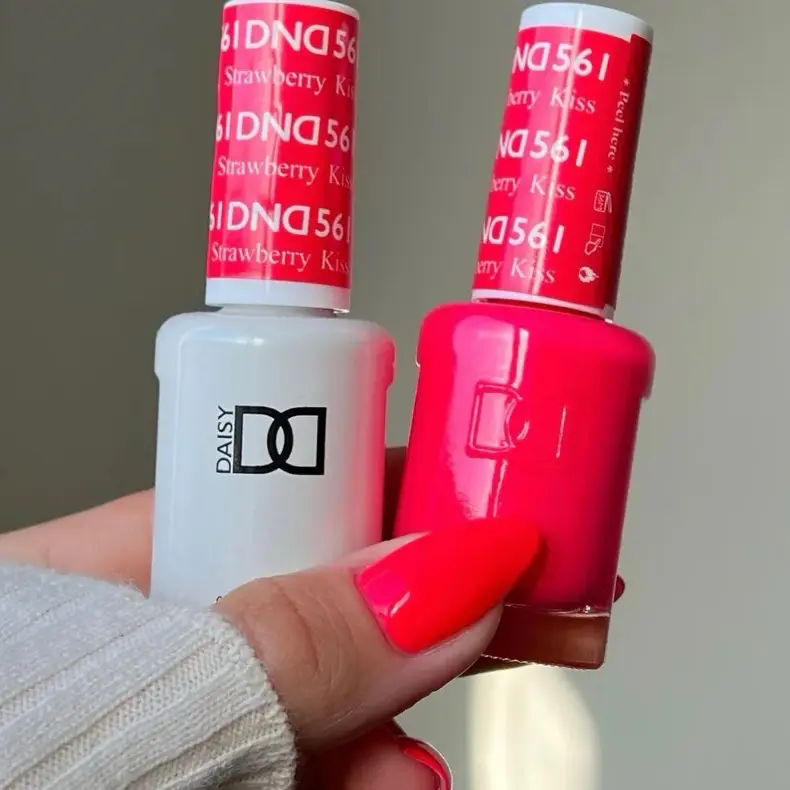 DND 561 STRAWBERRY KISS Gel and Lacquer Duo nail care nail art color